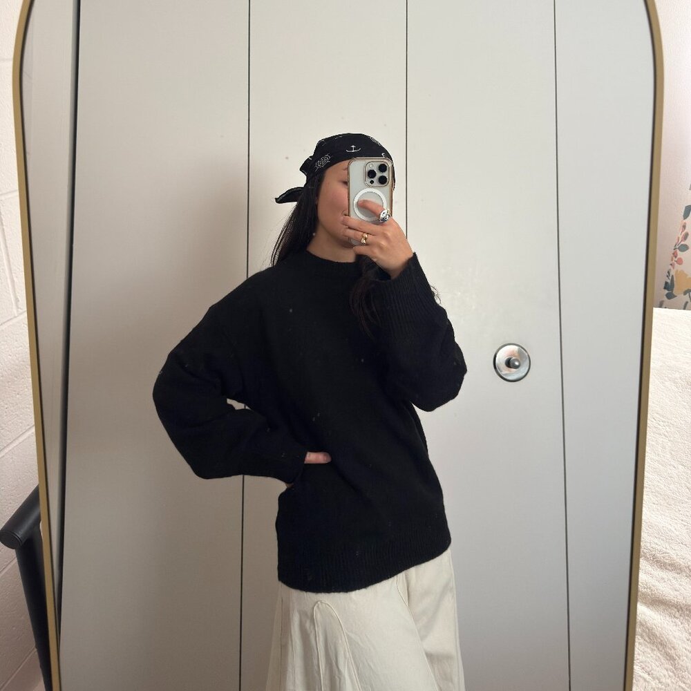 H&M Divided Essential Black Sweater